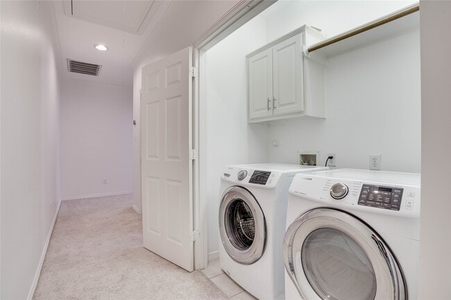 Photo - 3015 W Park at Fairdale