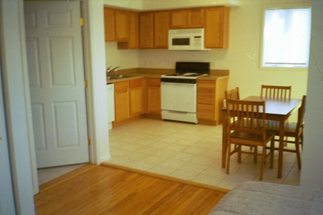 Photo - 330 Green St Unidad HO-3