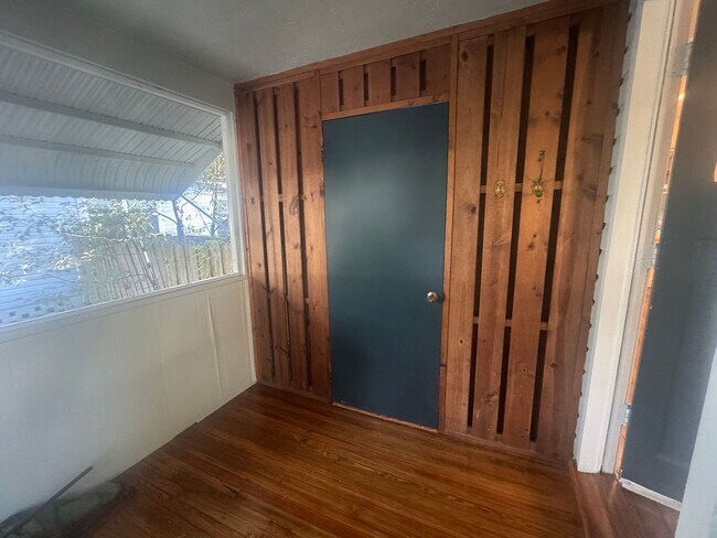 Photo - Beautifully Kept Historic Home!!