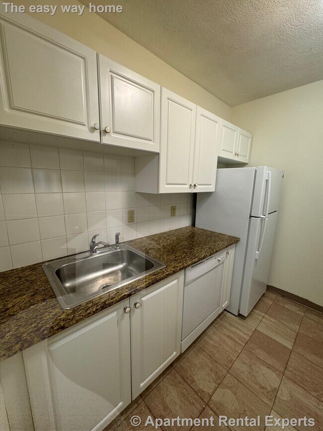 Photo - 373 Highland Ave Unit #320