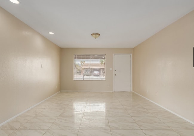 Photo - Great Chandler location with no HOA!!!