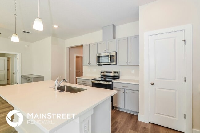 Photo - 332 Whiteheart Dr