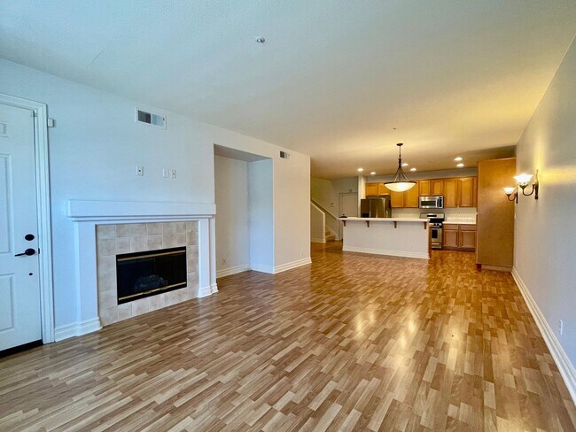 Photo - Gorgeous Townhome in Northpark Square