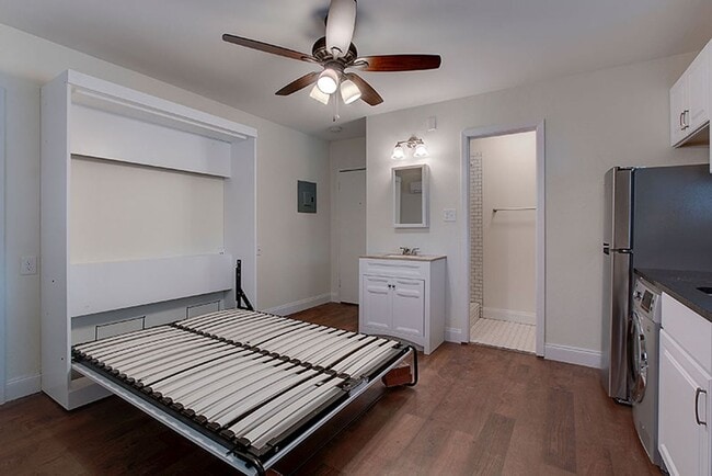 Photo - Park Avenue 215