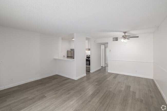8726 Independence Ave Unit 108P