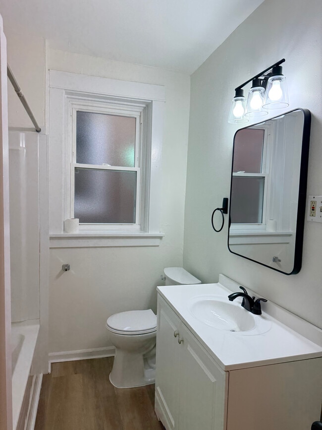 3917 Miami St Unit 1 - First Floor