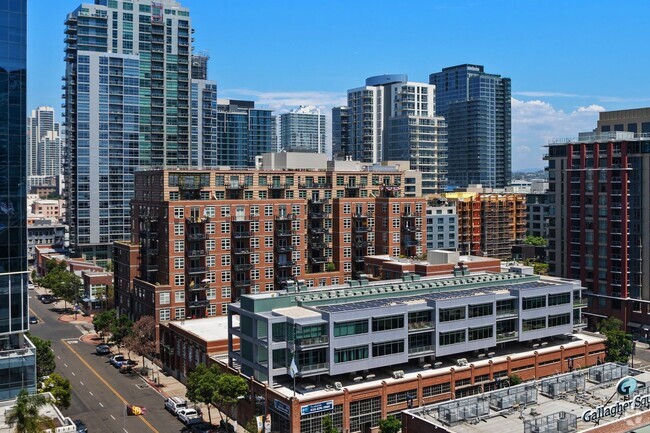 Building Photo - Expansive East Village loft at Parkloft, a... Unit #210