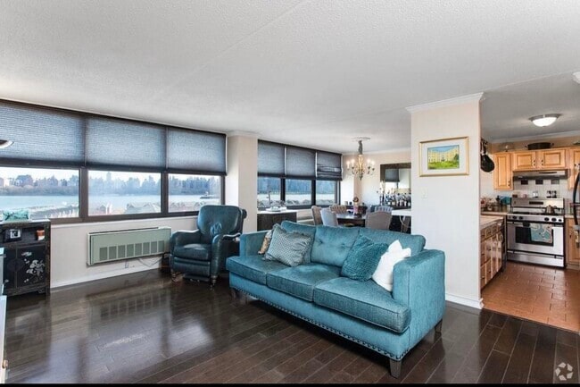 Building Photo - 7004 JFK Blvd E Unit 6L Rental