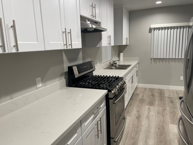 Photo - 412 S Verdugo Rd Unidad 412