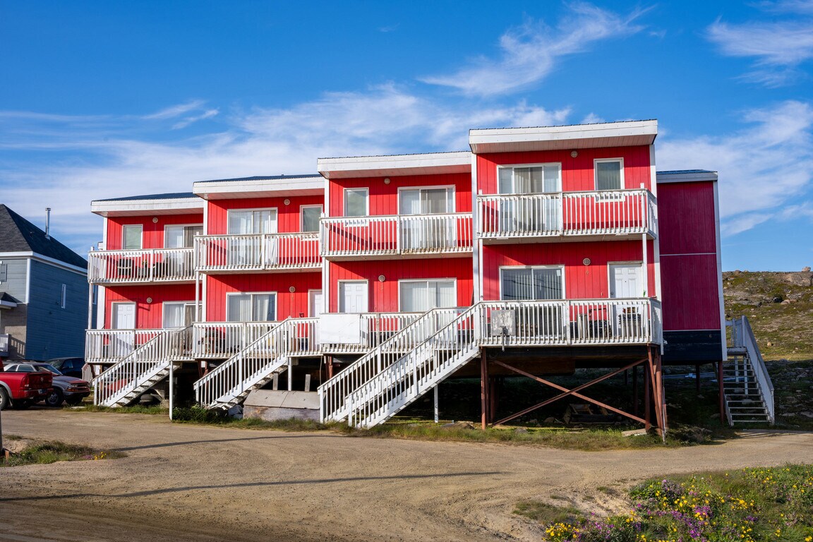 Photo - Building 5010