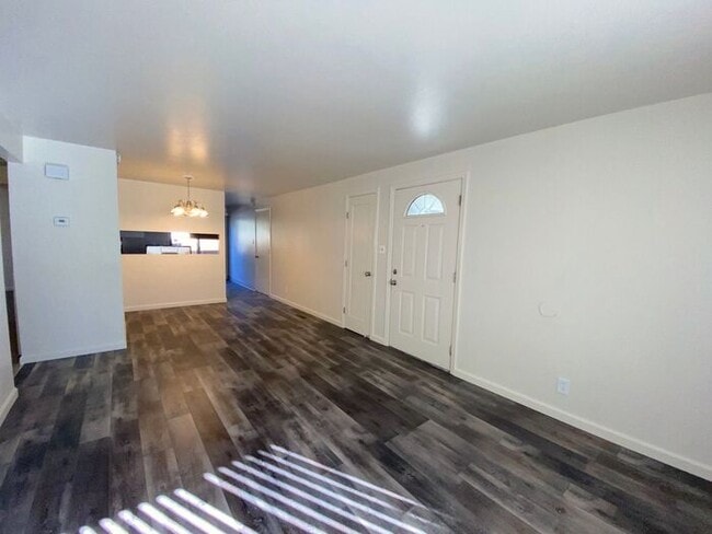 Photo - Charming Sparks Duplex - Yard/Garage/AC/1 ...