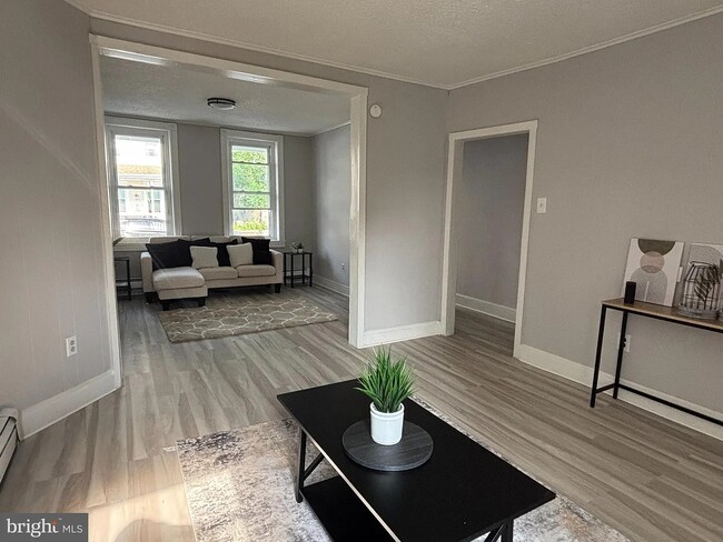 Photo - 503 Linden Ave