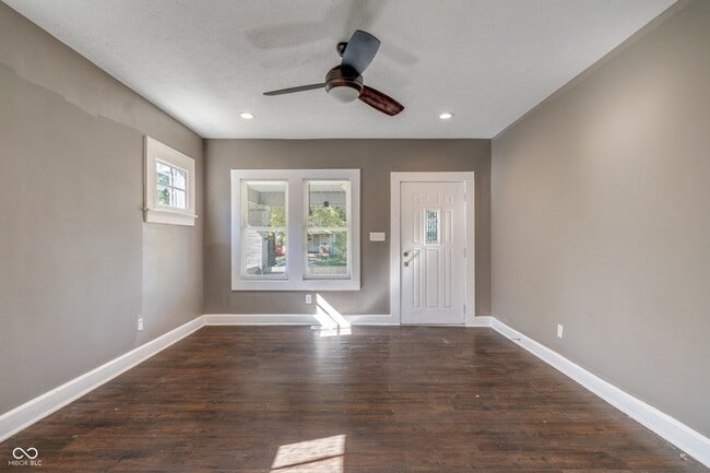 Photo - 717 N Grant Ave