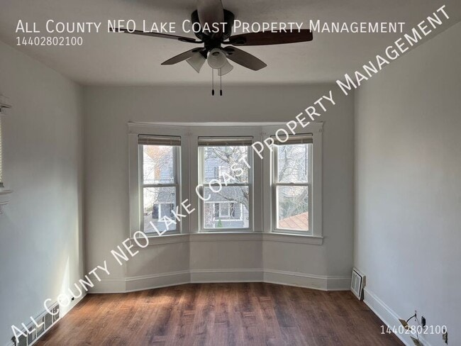 Photo - 2118 Dowd-#2 Up Unit #2 Up