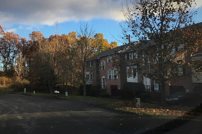 Photo - 246 Falls Village Rd Townhome