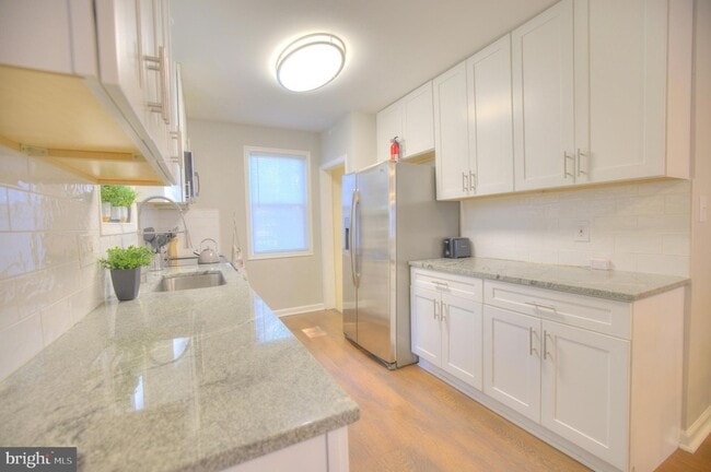 Photo - 2708 Oakley Ave