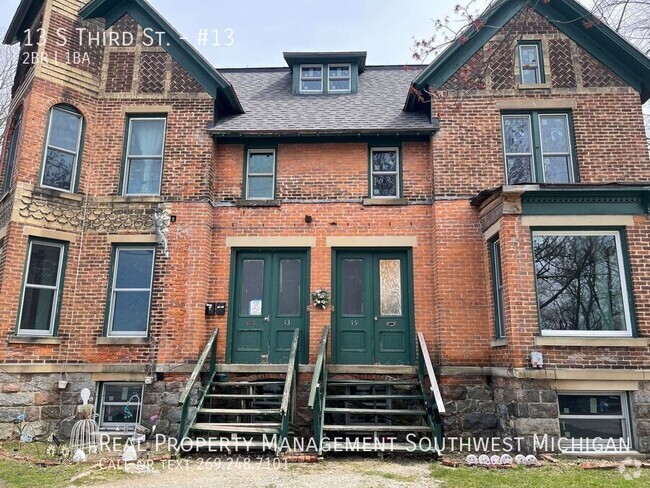 Building Photo - 13 S Third St.-#13 Unit #13 Rental