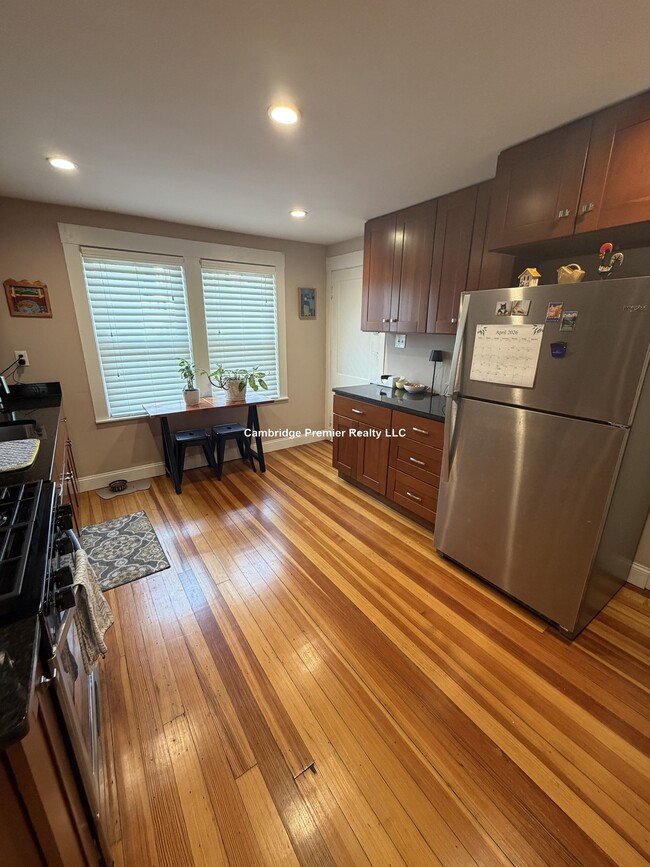 Photo - 538 Main St Unidad 2