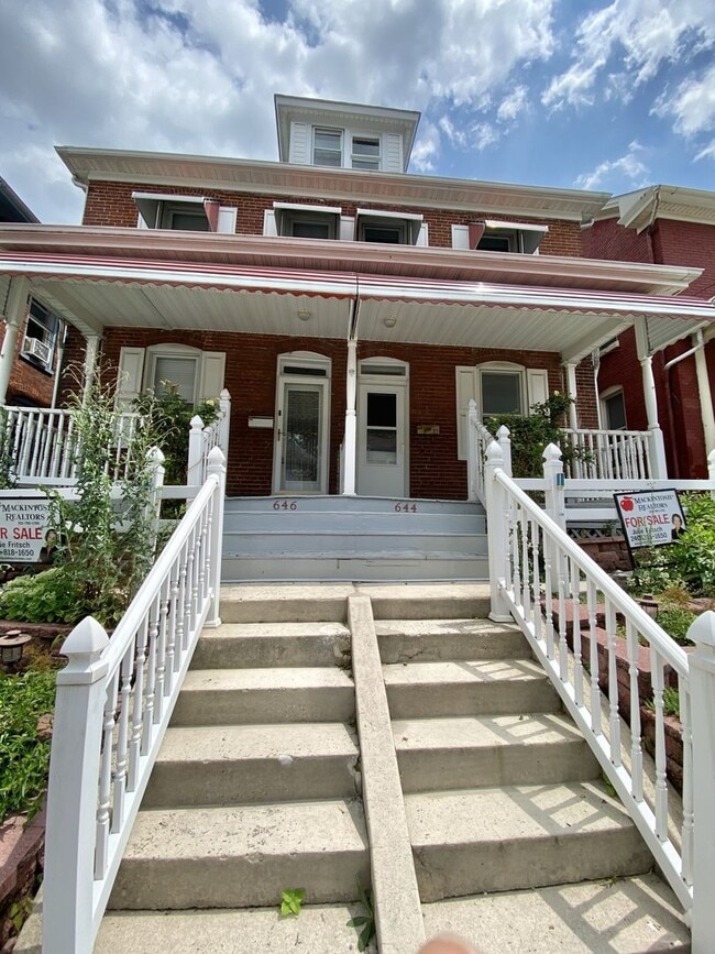 644-646 N. Mulberry Street - 644-646 N. Mulberry Street Apartamento Unidad 646
