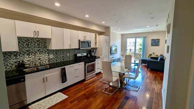 Photo - 940 Elden Ave Unit 209