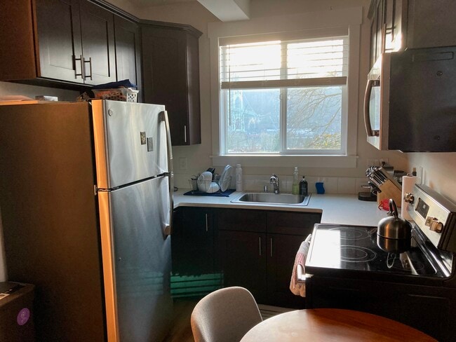 Photo - 8816 N Edison St