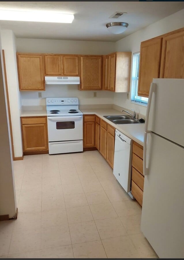 2BR 60% Glenn View II - 2BR 60% Glenn View II