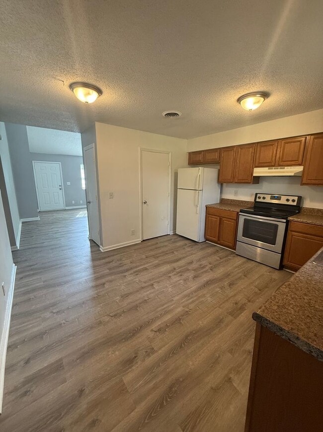 Photo - Centrally Located Duplex