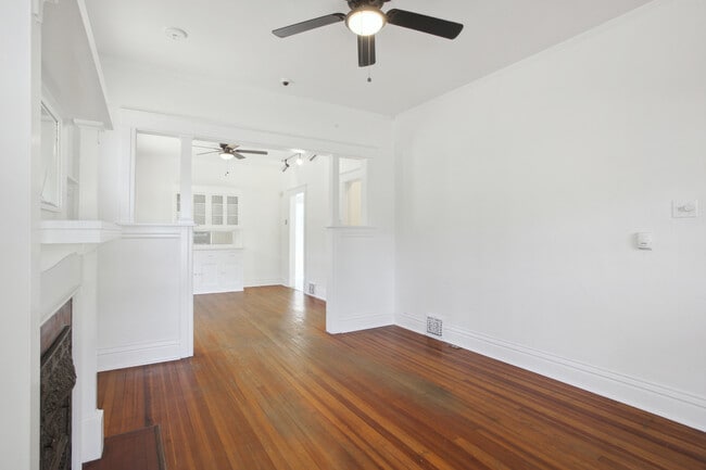 Photo - 596 N Lafayette St Unit #596