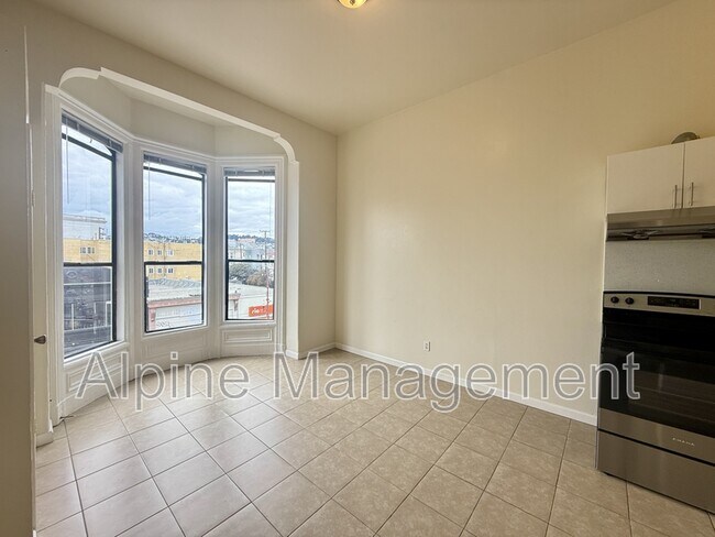 Photo - 2315 Mission St Condo