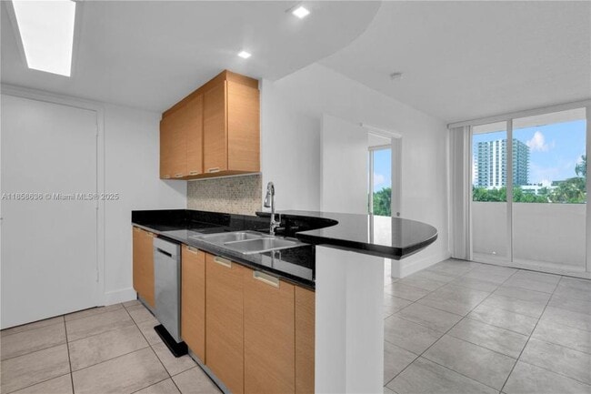 Photo - 2 bedroom in North Bay Village FL 33141