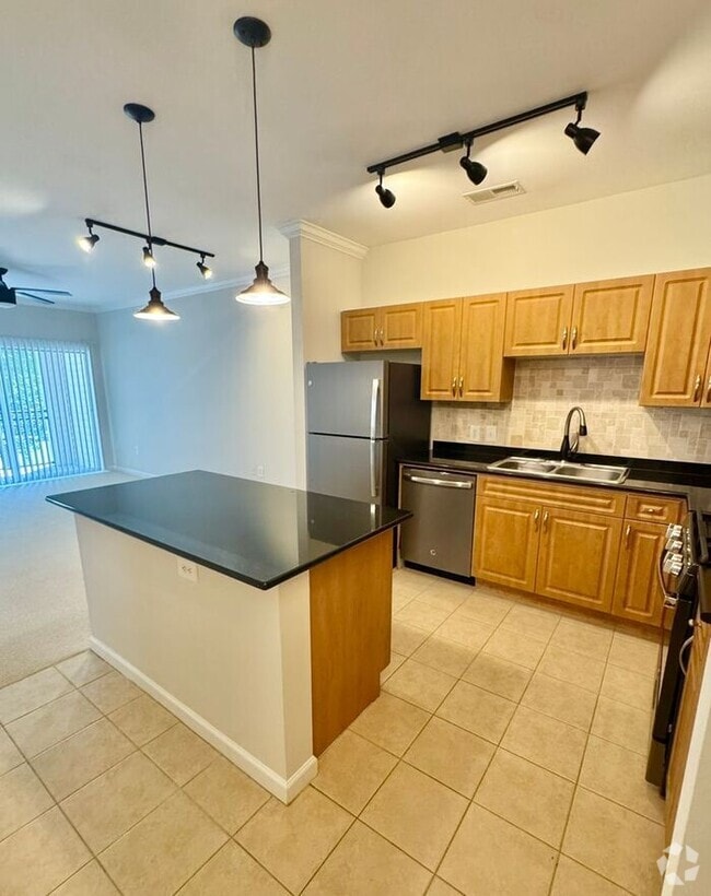 Building Photo - 12945 Centre Park Cir Rental