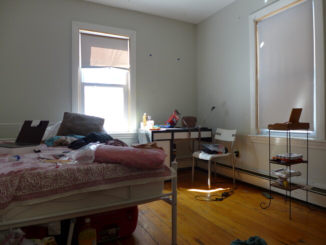 Photo - 135 Saint Alphonsus St Apartment Unit 2