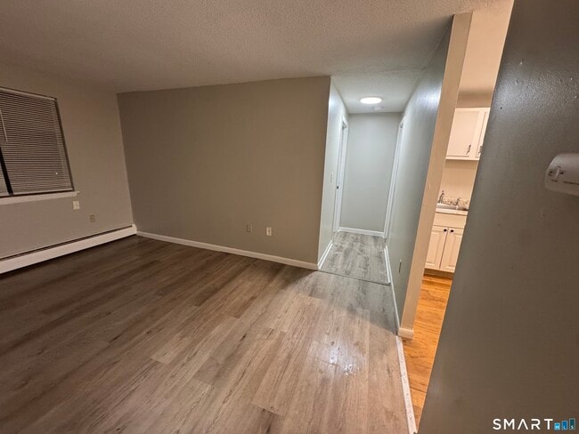 Photo - 958 Wethersfield Ave Unit 303