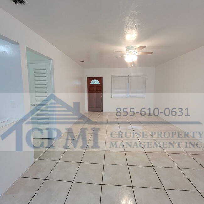 Photo - 2617 Lincoln St Hollywood, FL 33020