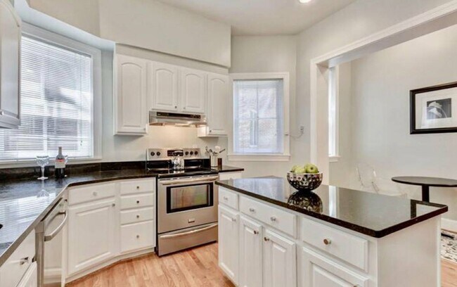 Photo - 1306 Fairmont St NW Unit A