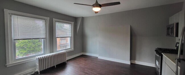 Livingroom/Kitchen View #3