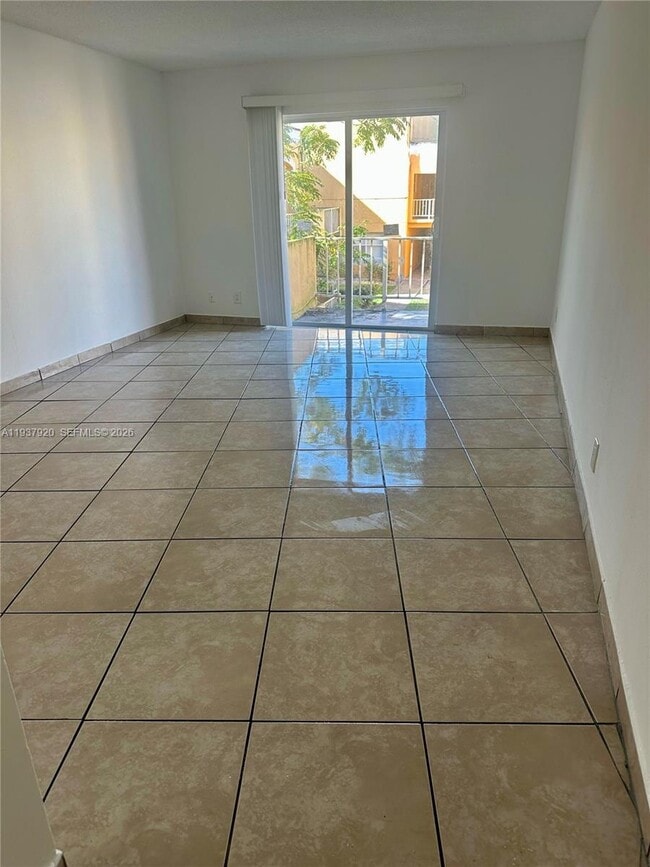 Photo - 18111 NW 68th Ave Unit H205