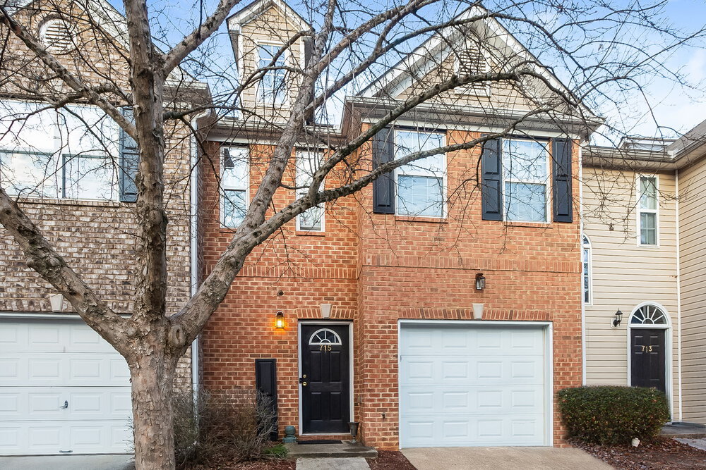 Photo - 715 Celeste Ln