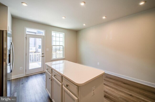 Photo - 14064 Sunrise Valley Dr