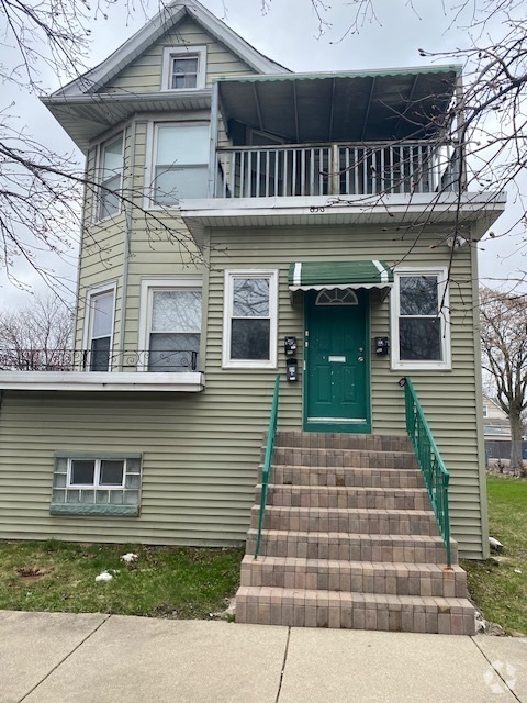 Building Photo - 636 S 13th Ave Rental