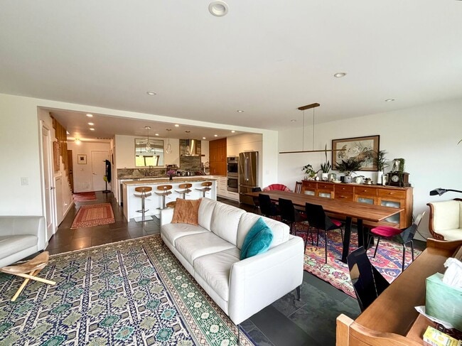 Photo - Stunning Designer-Renovated 4BR/3BA Single-Family Home in Outer Sunset, Just Blocks from Ocean Be...
