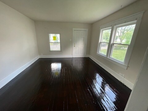 Photo - 613 N Tacoma Ave