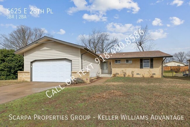 Centrally Located 3-Bedroom Home with Spac... - Centrally Located 3-Bedroom Home with Spac...