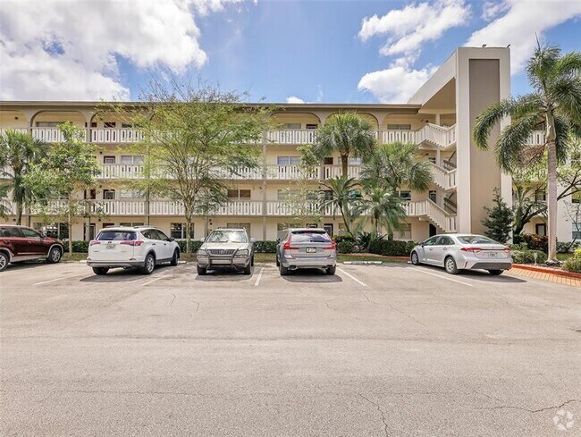 Building Photo - 3405 Bimini Ln Unit N1 Rental