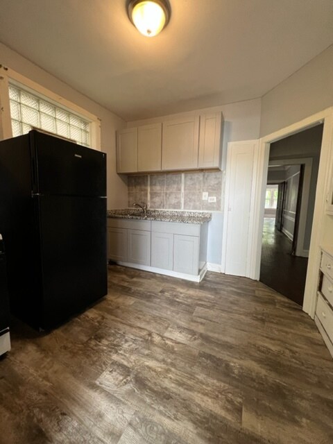 Photo - 8038 S Maryland Ave Unidad 2