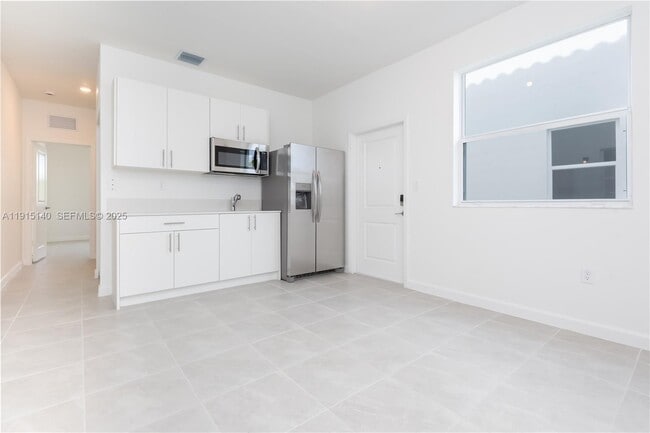 Photo - 2636 SE 8th Ct