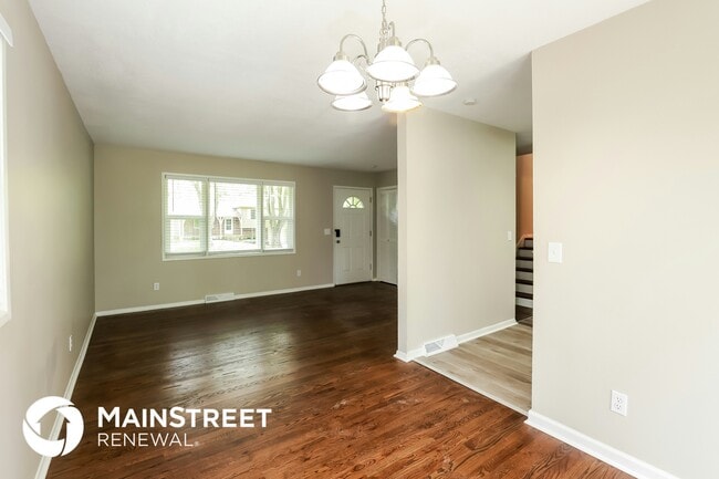 Photo - 5808 N Drury Ave