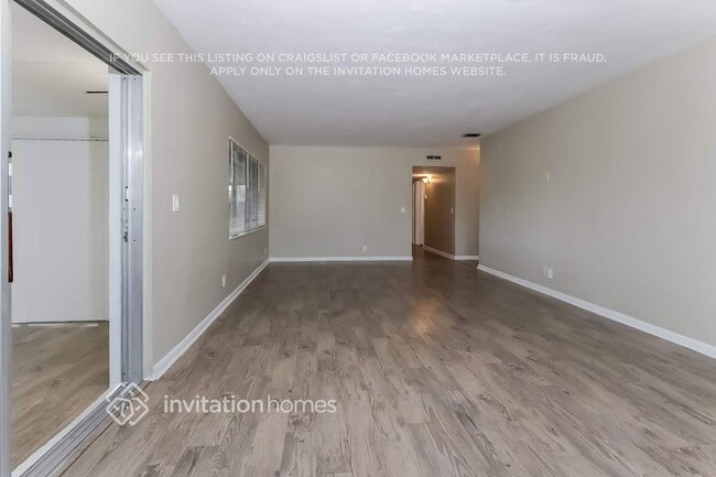Photo - 126 S 11th St