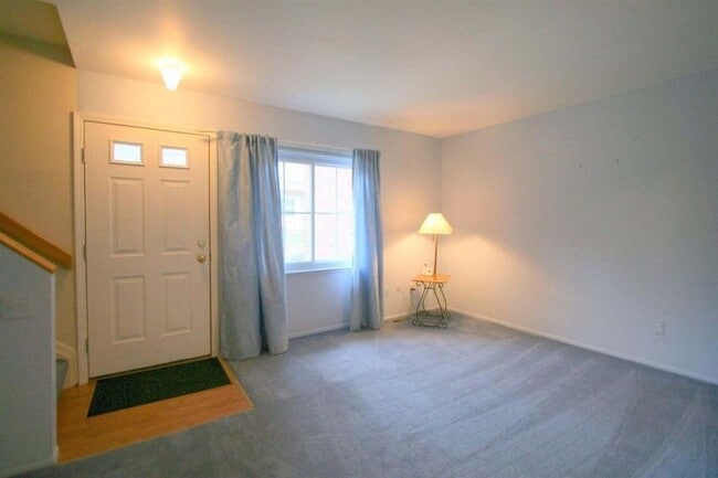 Photo - 519 Longshore Dr