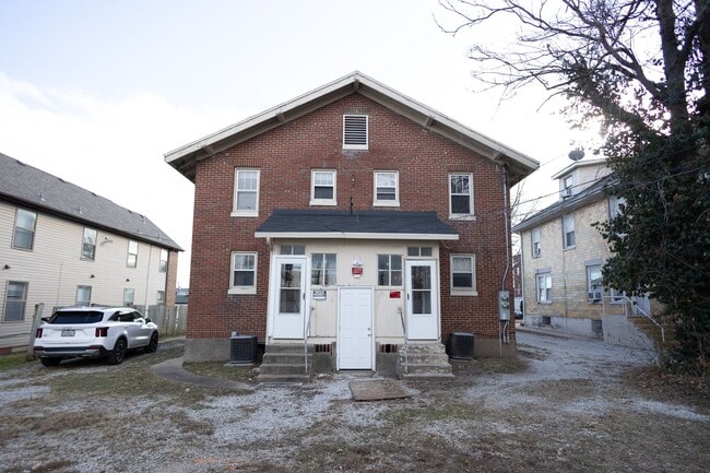 Photo - 425 E Cherry St Unit 425 E Cherry